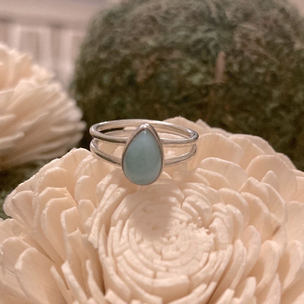 Larimar Ring. Great condition. 925 sterling silver stamped.